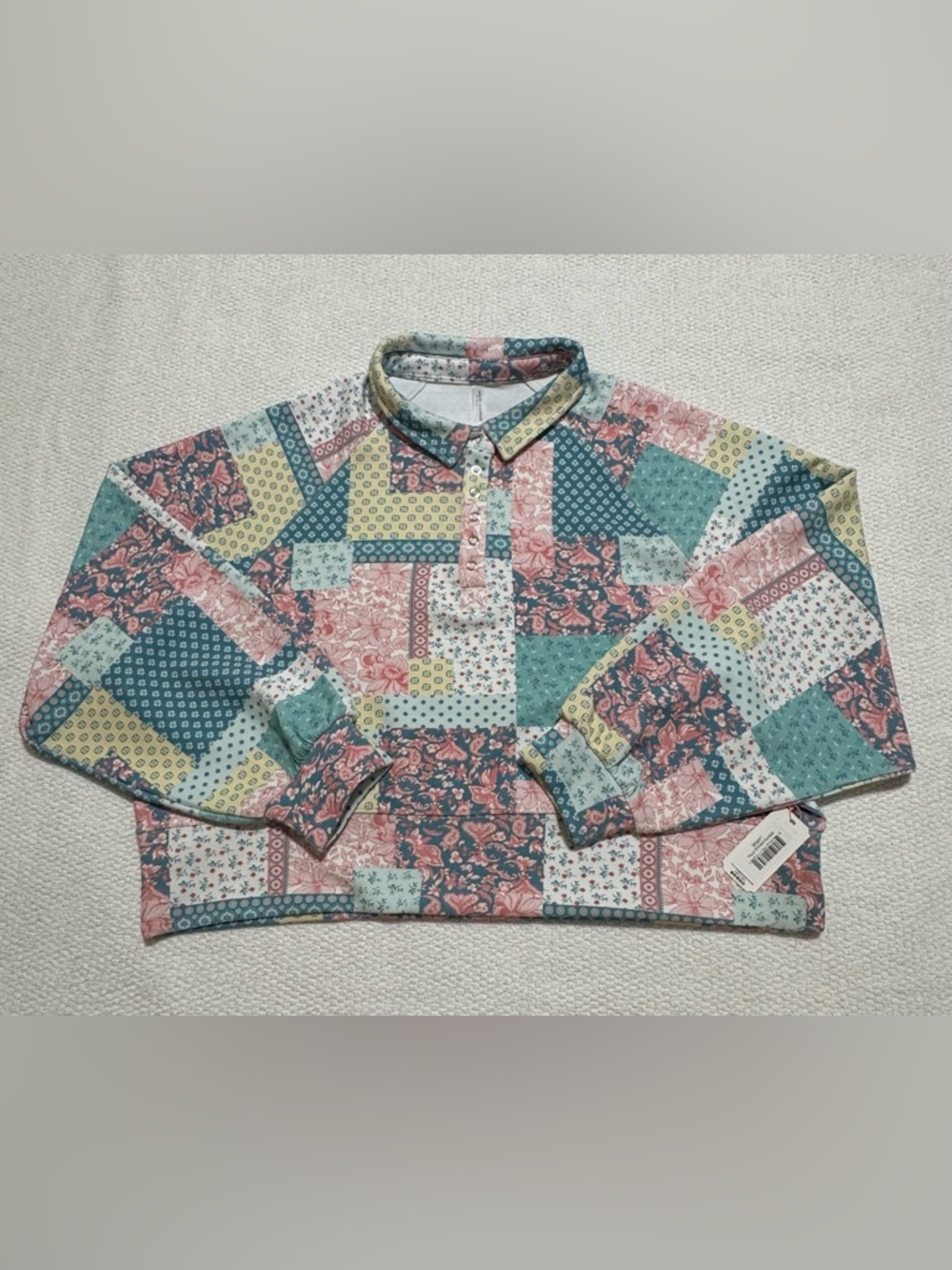 Simply Southern Women L Multi Patchwork Floral Print Slightly Cropped Polo Shirt - Picture 12 of 13